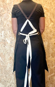 Studio Apron 